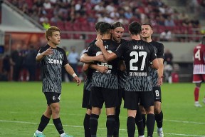 九游娱乐 -转折点！西汉姆战术微调，欧联集结日攻防权衡，引发热议，临场指挥获称赞的简单介绍