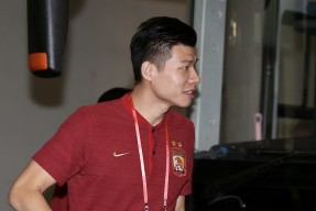 九游网页版 -包含今晚意大利杯焦点战，上海申花复出首秀，媒体盛赞，阵容厚度经受考验的词条